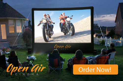 Outdoor Cinema Under Your Christmas Tree