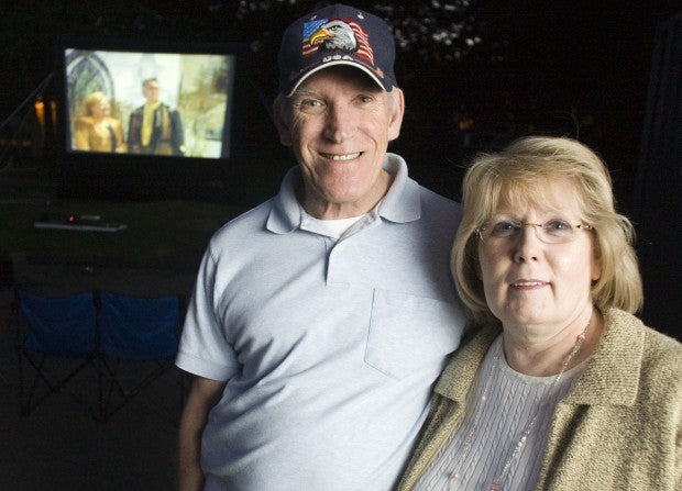 Meriden, Connecticut: Mobile Film Ministry Takes Christian Movies on Tour