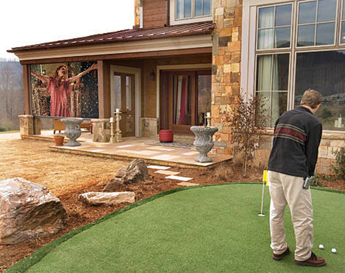 Outdoor reversible screen, North Carolina